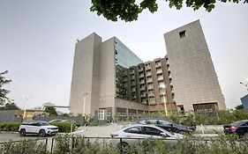 Saltstayz Premier - Golf Course Extension Road